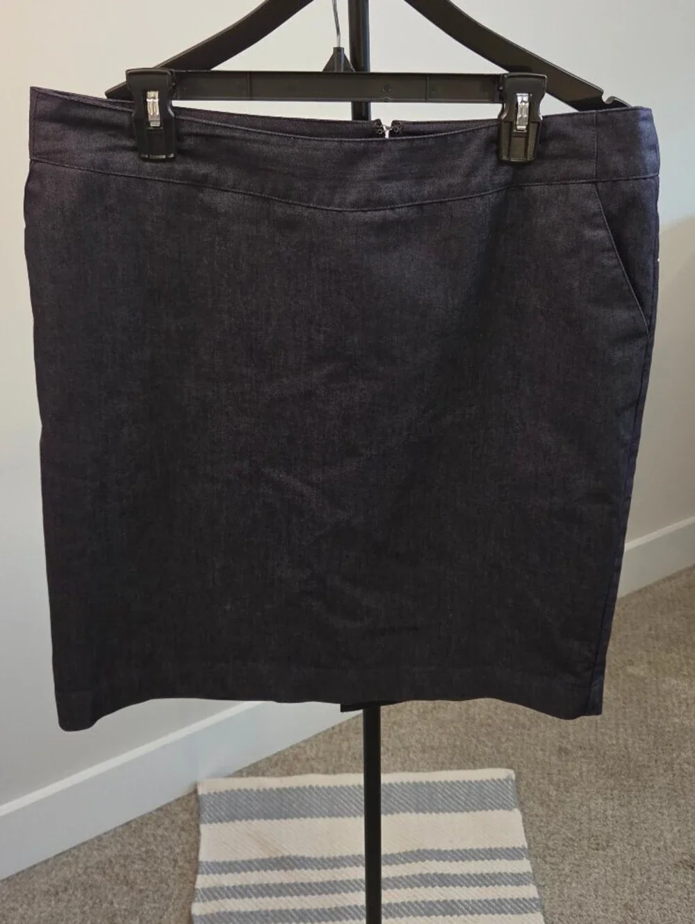 Merona Stretch Dark Denim Pencil Skirt Size 14